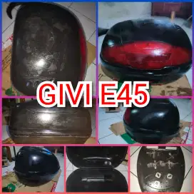 Box GIVI E 45 Hitam