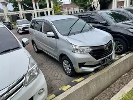 Rental Mobil surabaya  tanpa sopir atau rent car lepas kunci mudah