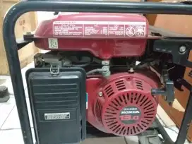 Genset merk Honda13.0 GX390, sama juga seperti baru