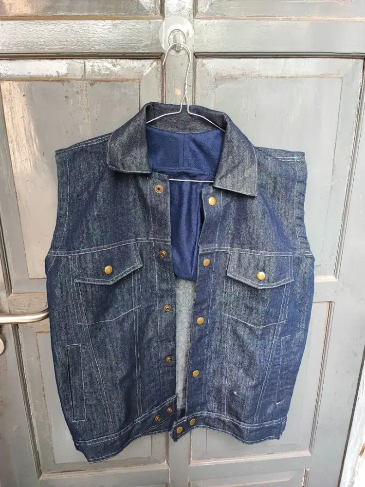 Rompi Vest Denim Jeans with Hoodie size M