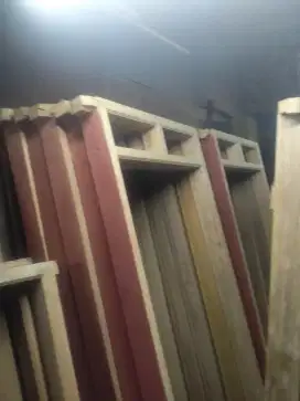 Kusen kamper daun pintu kamper