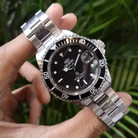 Orient automatic submariner
