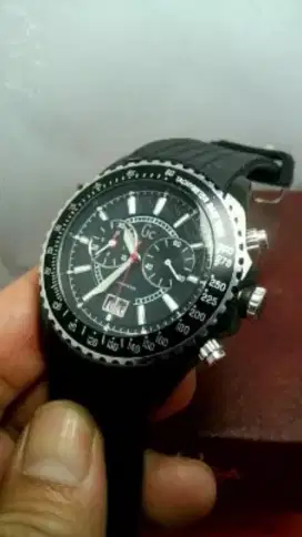 Jam GC 46001G chronograph