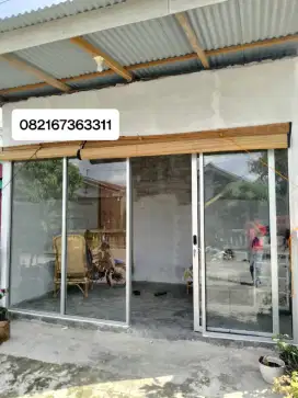 Sekat kaca alumunium+ pintu kaca /jendela aluminium