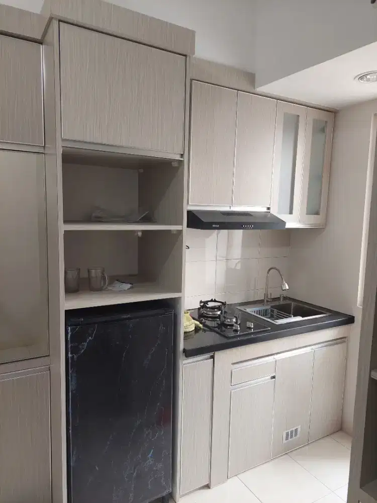 Kitchen set minimalis apartemen