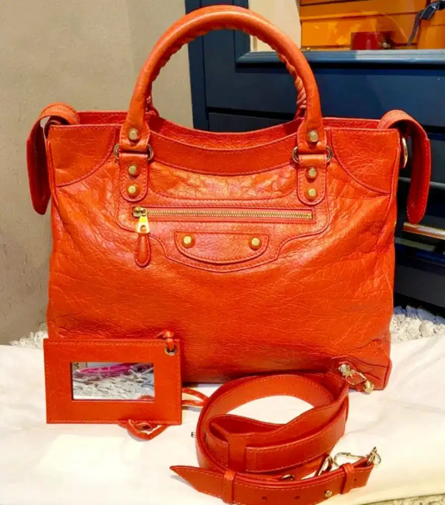 Authentic Ballenciaga Madein Italy