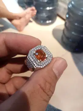 Natural orangr sapphire