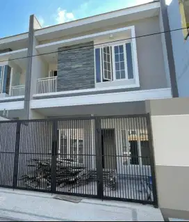 Rumah Baru dkt raya pandugo ,dkt merr Baruk stikom