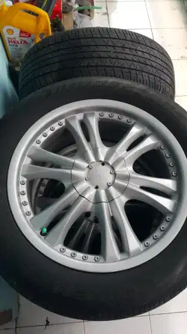 Velg 18 lubang 5 double pcd. Berikut ban