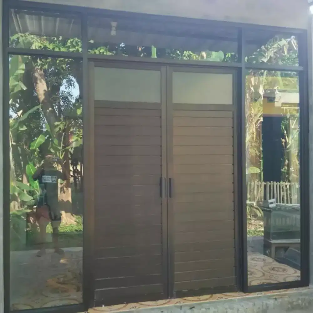 Kusen pintu jendela kaca aluminium partisi pintu kaca barbershop