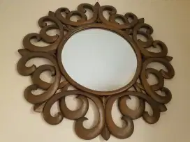 Cermin Pajangan Bulat Profil