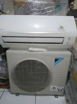 AC daikin thailand standar 1,5pk R32