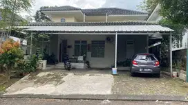 Rumah Tanah Luas Bonus Kos Depan Taman Dalam Cluster BGH Sentul City