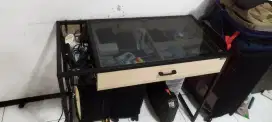 MEJA INFORMA BESI TEMPERED GLASS KACA