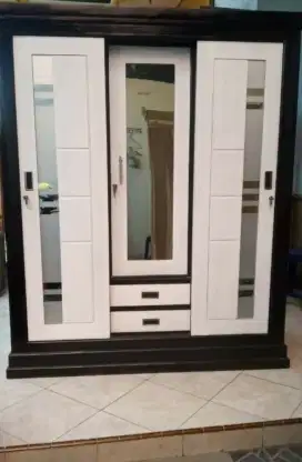 Lemari almari pakaian jati 3 pintu