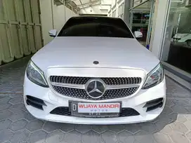 MERCEDES BENZ C 300 AMG LINE A/T 2021