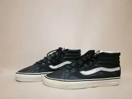 Vans Sk8 Hi Reissue Leather size 42 dan adidas converse
