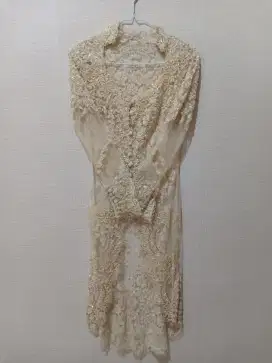 Kebaya Krem Full Payet