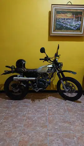 Honda GLs 200 Scrambler