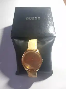 Preloved Jam Tangan Fashion Wanita GUESS Original