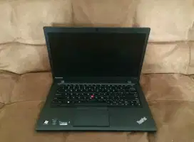 Laptop Lenovo Thinkpad Slim Vpro Core i5 RAM 8 GB SSD 256 GB