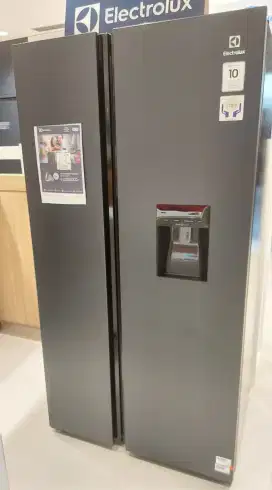 KULKAS SBS ELECTROLUX ESE6141A-BID