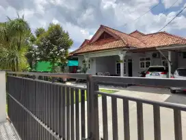 Dijual Rumah tinggal, Kontrakan dan Kos Kosan di pondok cabe udik,