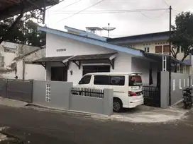 Kos Cowok Executive