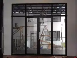 Kusen aluminium dan partisi kaca berkualitas