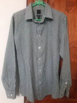Kemeja H&M Pria (Size S)