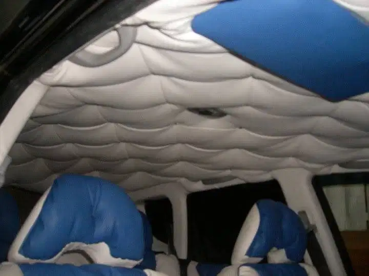 Plafon mobil model Garson SOFA / LAPIS PLAFON MOBIL DENGAN BAHAN KULIT