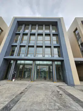Dijual Ruko Foresta Business Loft 7 BSD City Ada Parkir Depan Gedung