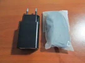 [NEW] Xiaomi Charger 5V 2A Original