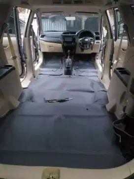 KARPET DASAR MOBIL ( bisa pasang di rumah )