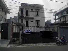 Jual rumah siap huni bonus kosan 15kmr Dwijaya raya radio dalam jakse