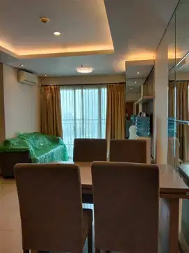 Disewakan Apartemen Thamrin Residence High Floor 3BR Furnished View GI