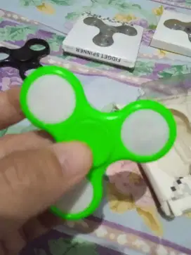 Mainan anak anak Fidget spinner lampu lamp led