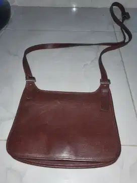 Tas Slempang Couch Mini