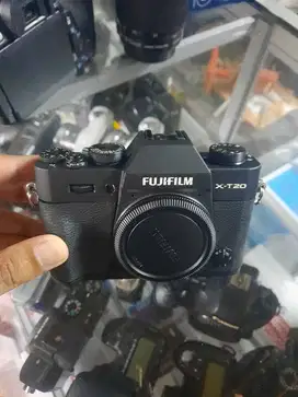 Kamera Fuji XT20 Fujifilm X-T20 Mirrorless