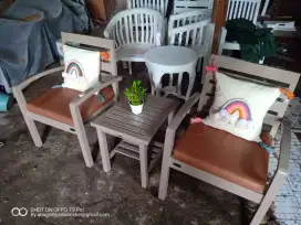 Kursi teras jati