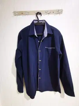 Baju lengan panjang cowok 99% like new