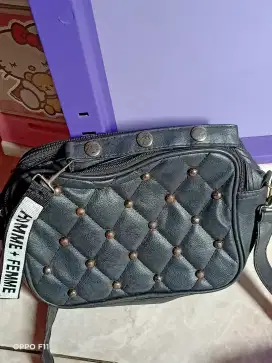 Di jual tas 2 ruang