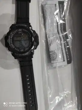 Jam c shock warna hitam