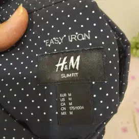 H&M Kemeja pria Size M Slim Fit