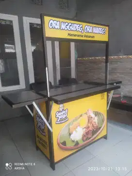 Booth stand, grobak portable, etalase kulinee, booth kuliner cfd dll