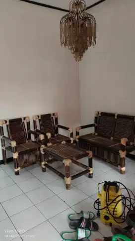 Meja kursi bambu satu set siap kirim ke lokasi