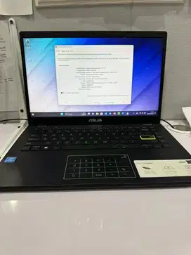 LAPTOP SLIM DESIGN ASUS VIVOBOOK E410MA | RAM 4GB | 512