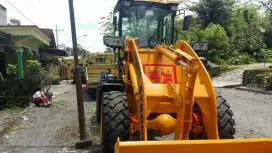 Wheel Loader 1kubik MURAH Blitar-Banyuwangi-Lumajang-Batu-Malang-Pare