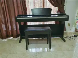 Piano Yamaha YDP 103.88 tuts.USB PORT.Full Body wood