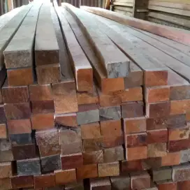 USUK / KASO 5X7 KAYU BORNEO MERANTI CAMPUR PANJANG 4M